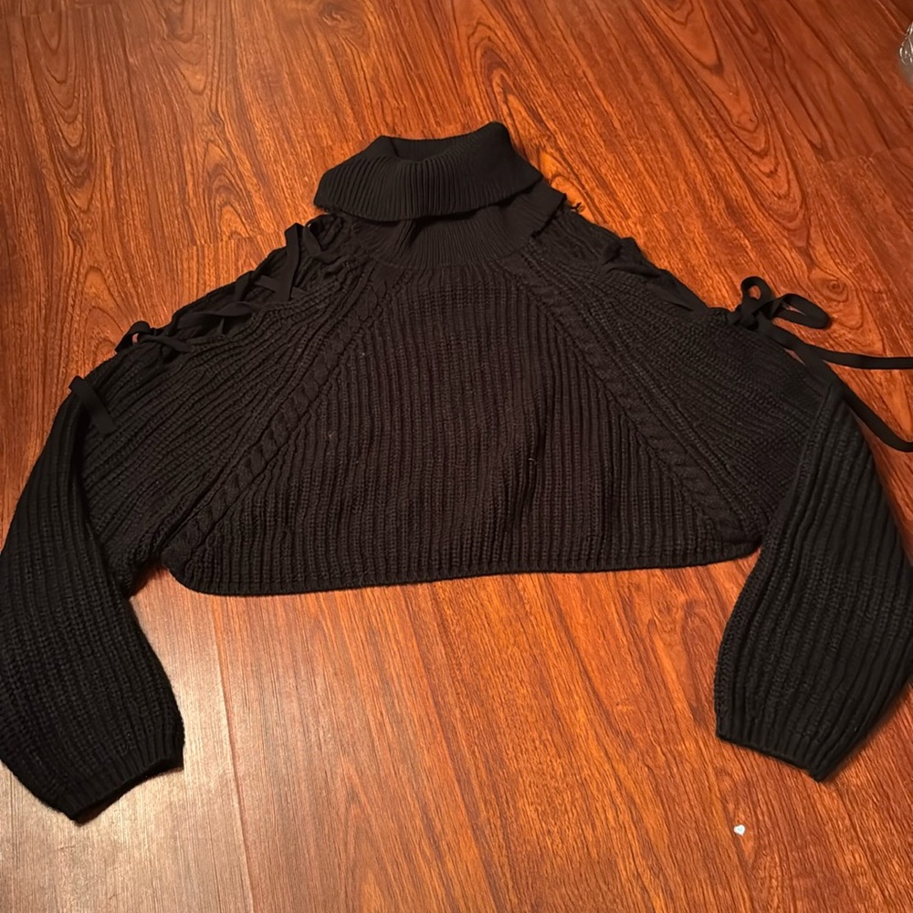 Black turtle neck cropped sweater